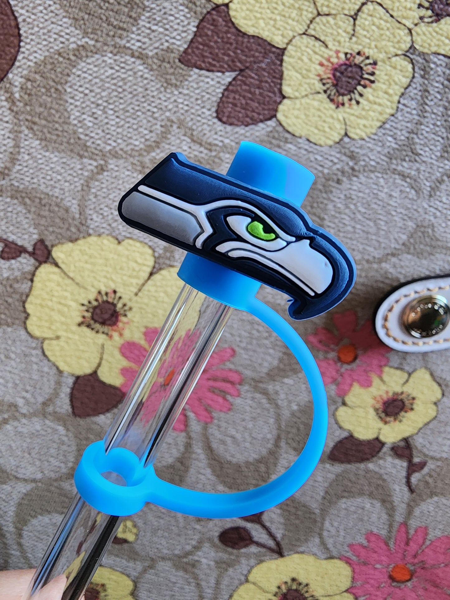 Seahawks straw stopper